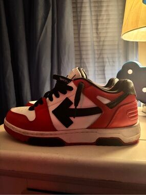 Off-White Kids Red, White and Black Low-Top Sneakers